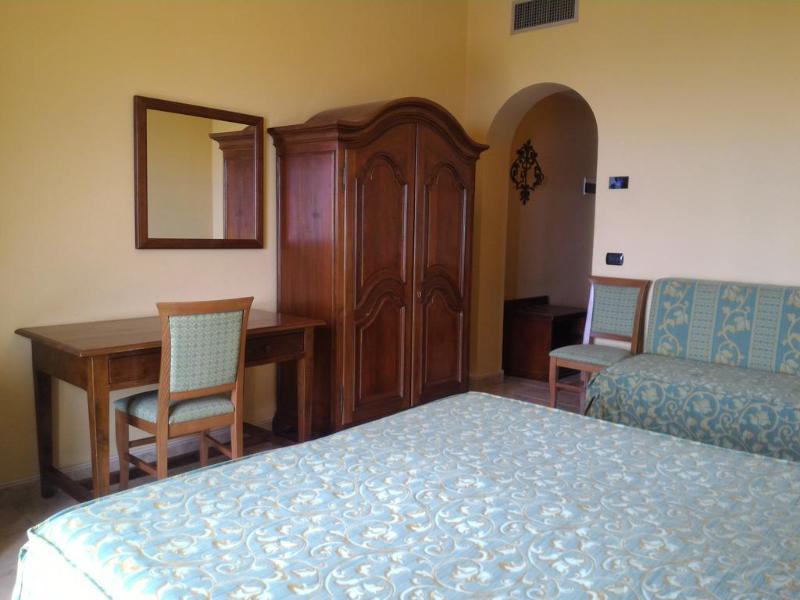 Hotel Primavera Dell'Etna 제프라나에트니아 외부 사진