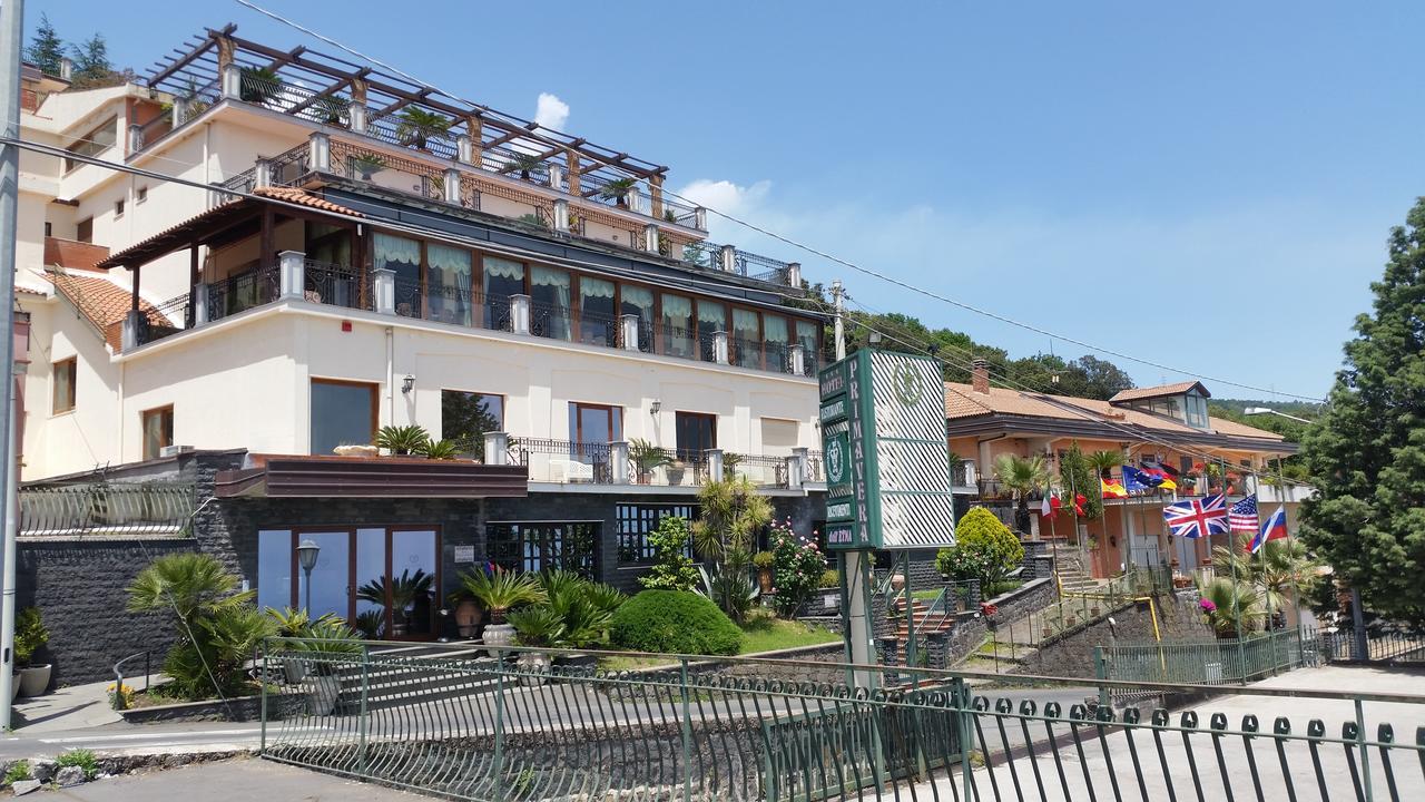 Hotel Primavera Dell'Etna 제프라나에트니아 외부 사진