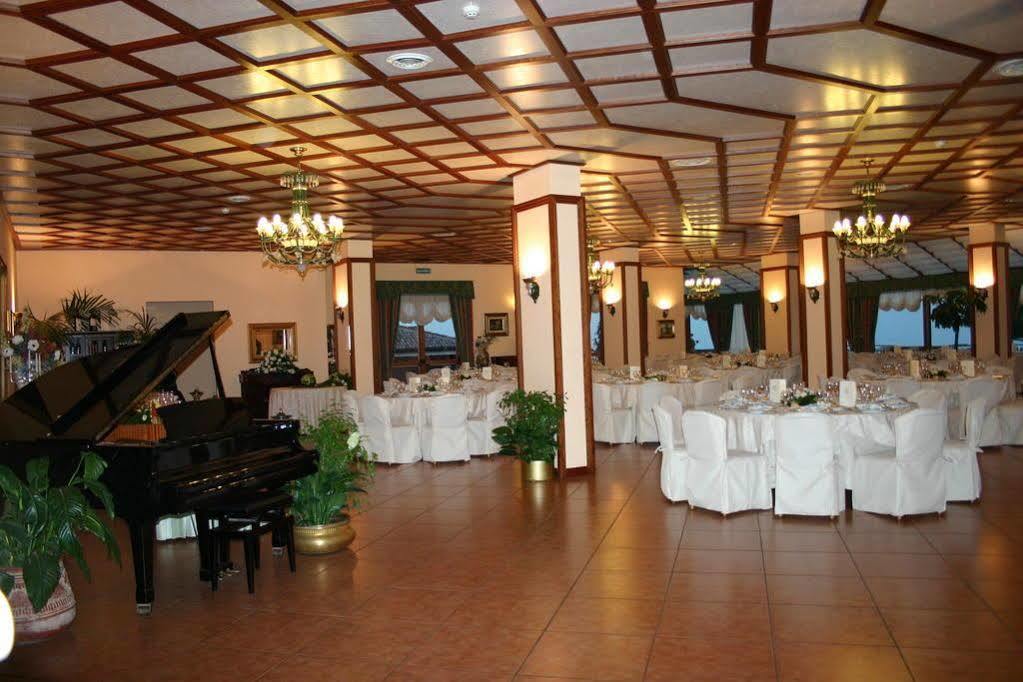 Hotel Primavera Dell'Etna 제프라나에트니아 외부 사진