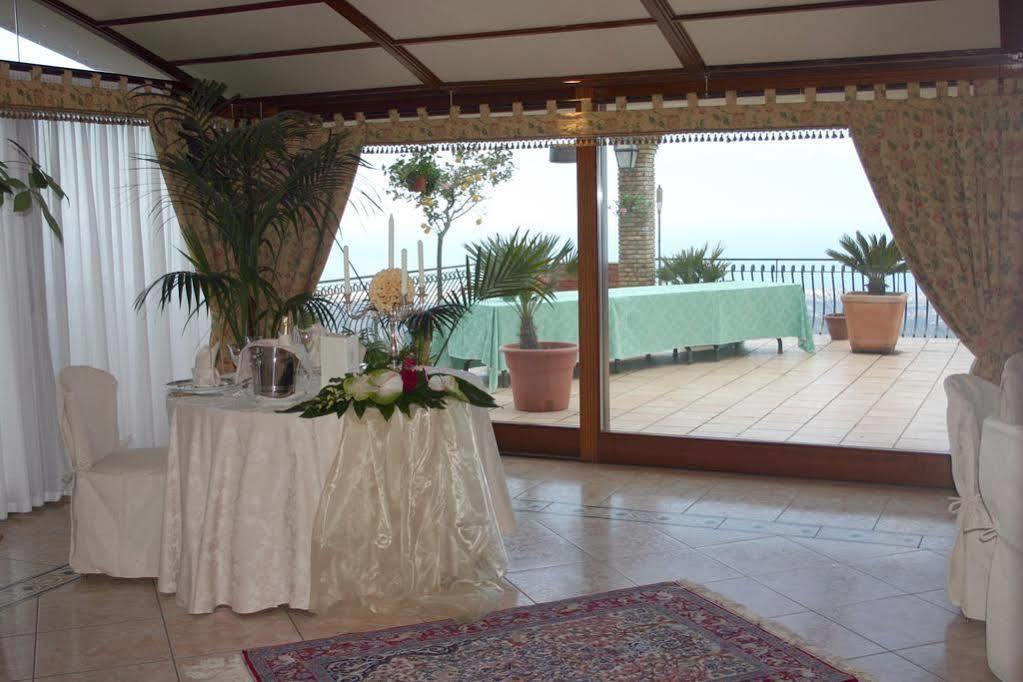 Hotel Primavera Dell'Etna 제프라나에트니아 외부 사진
